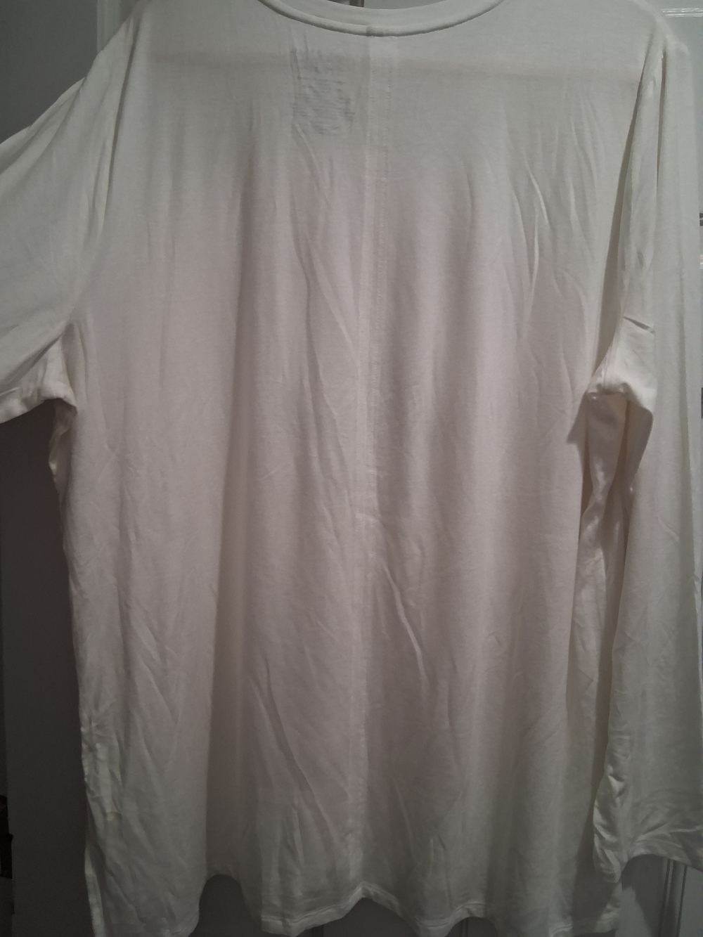 Designer inspired White Long Sleeve Logo Tee.New - Picture 4 of 5